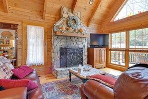 House (4 Bedrooms) | Interior - 1 Mi to Lake Tillery: Outdoor Retreat w/ Hot Tub! (Mount Gilead)