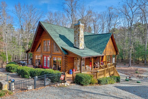 المنشأة من الداخل