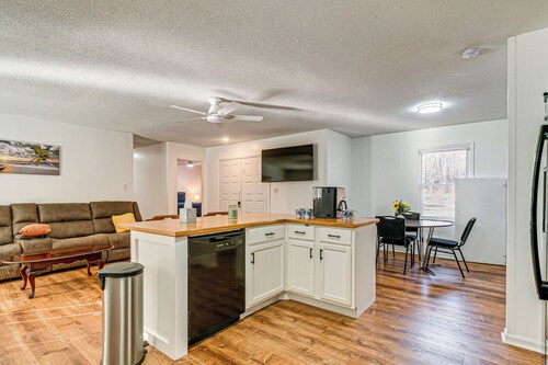 2 Mi to Lake Gaston: Wooded Family Home w/ Deck