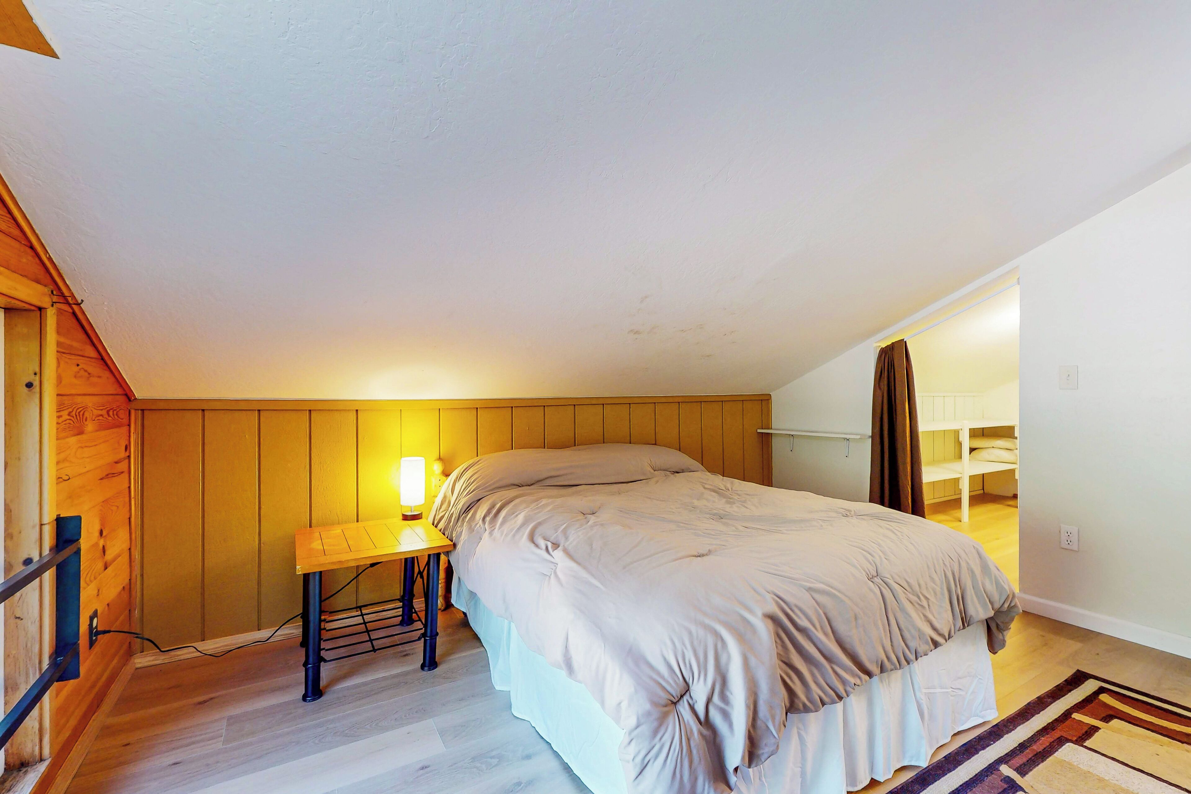 House (5 Bedrooms) | Interior