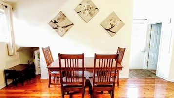 House (1 Bedroom) | Interior