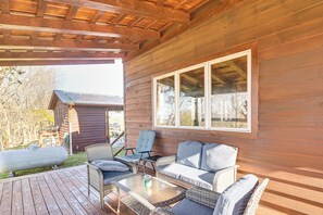 House (1 Bedroom) | Interior - Peaceful Mountain Cabin w/ Views in Williamsburg (Williamsburg)