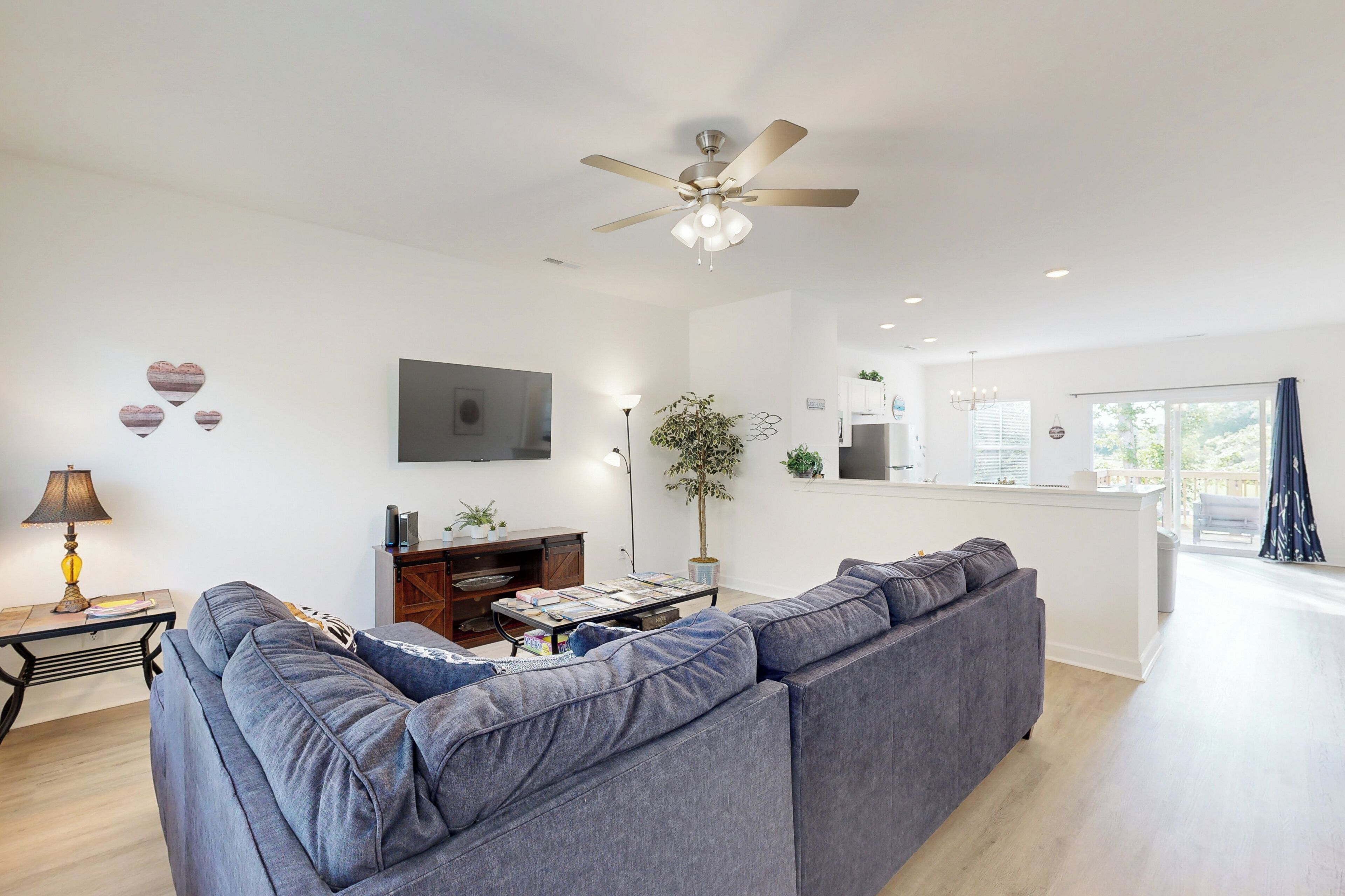 House (4 Bedrooms) | Interior