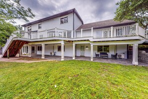 Apartment (1 Bedroom) | Interior - 1BR on Working Homestead w/ River Access (Woodburn)