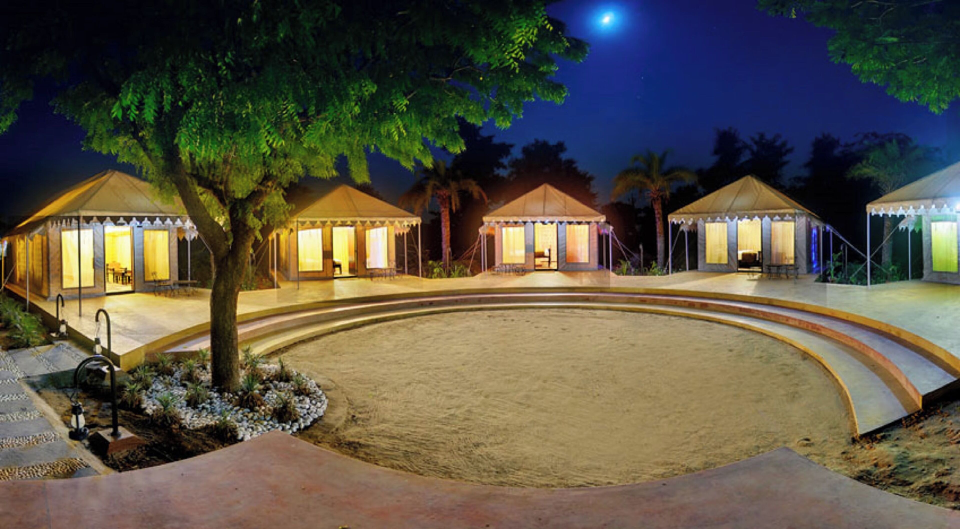 Deluxe Double Room | Free WiFi