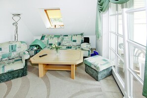 经典公寓, 2 间卧室 | 客厅