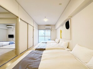 Pangsapuri gaya Jepun , Balcony | Seterika/papan seterika, Wi-fi percuma 