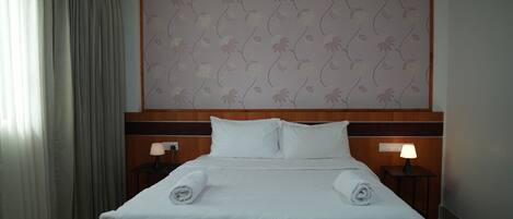 Superior Double Room | Soundproofing, iron/ironing board, free WiFi