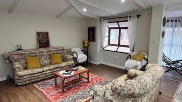 Apartment | 1 bedroom, Internet