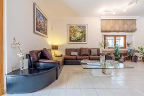 House - Seaview Villa Cleopatra - Private Pool Tennis (Oropos)