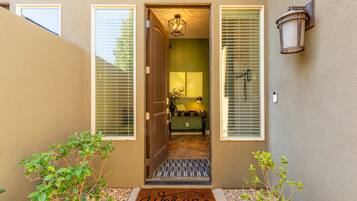 Townhome, 4 Bedrooms | Exterior detail