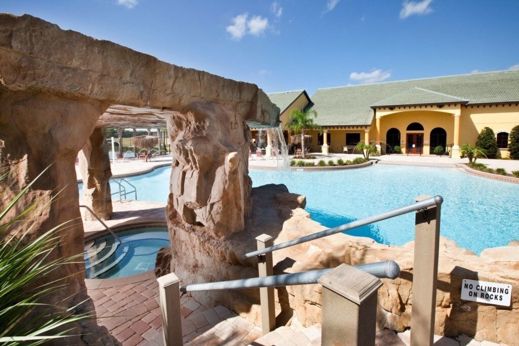 House, 6 Bedrooms | Pool | A heated pool