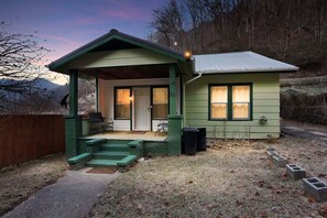 House, 3 Bedrooms | Exterior - Cozy Matewan Trail Stay 3 Bedroom Home (North Matewan)