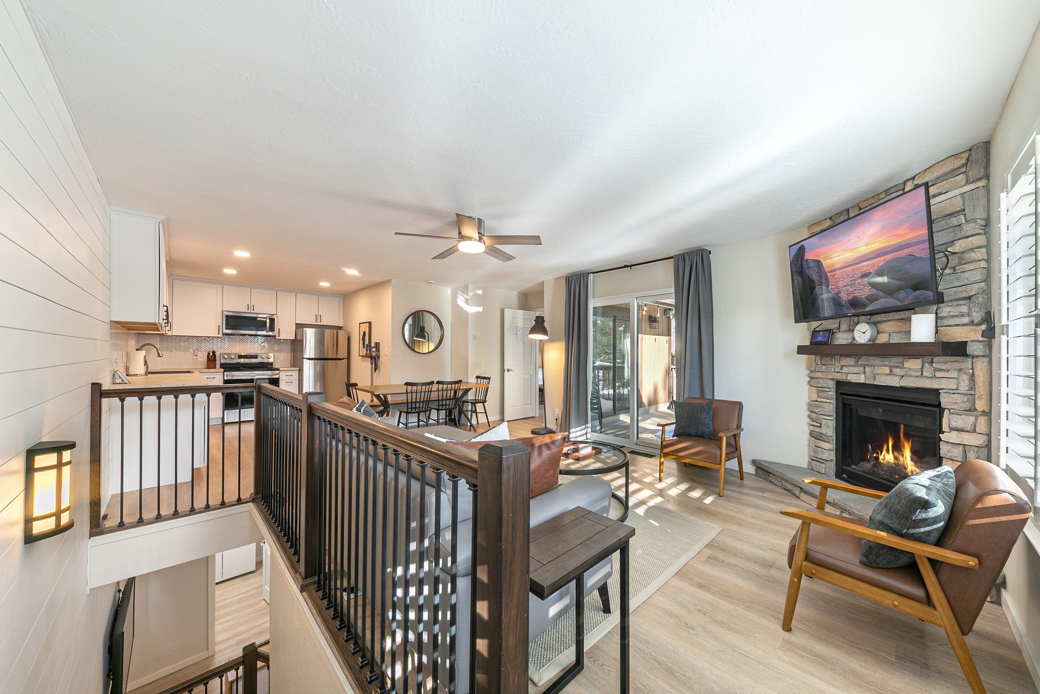 Huoneisto, 3 makuuhuonetta | Oleskelualue | Älytelevisio