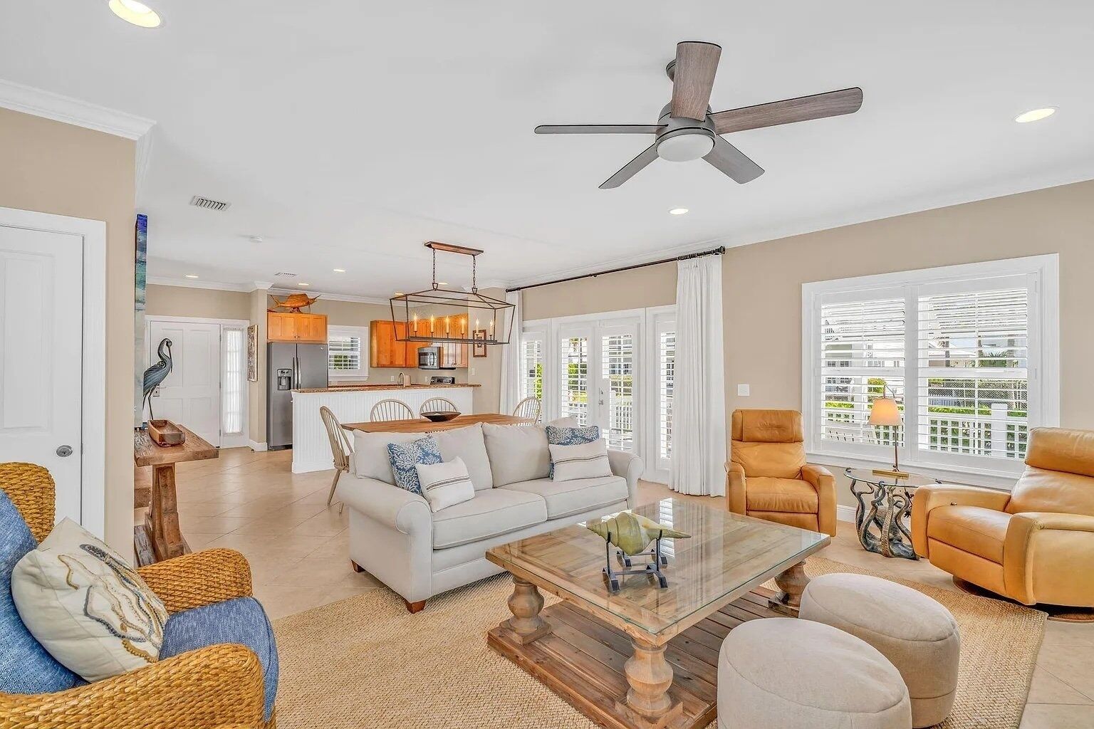 House, 3 Bedrooms | Living area