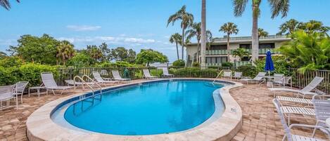 House, 2 Bedrooms | Pool