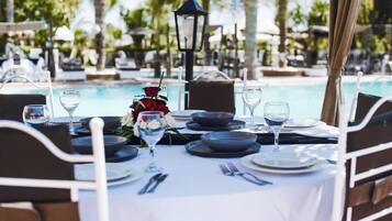 Villa, Multiple Bedrooms, Accessible, Smoking | Outdoor dining