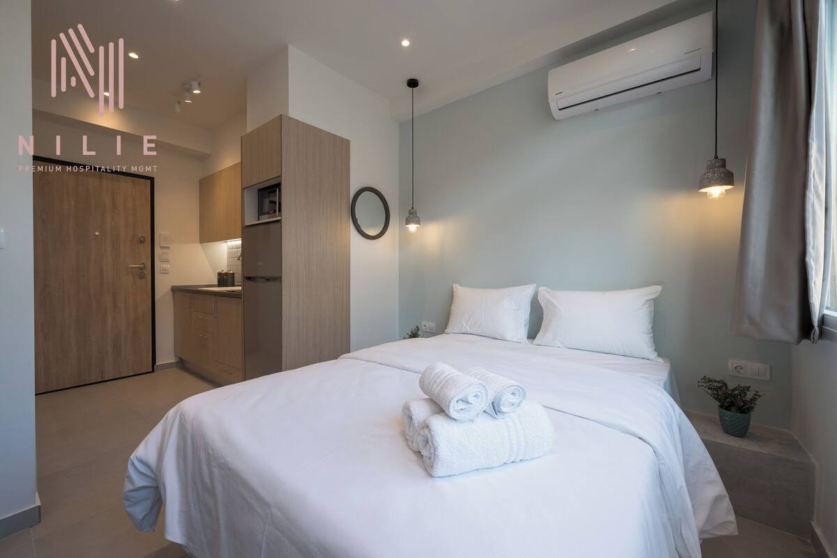 Estúdio standard | Espaço de trabalho para notebook, ferros/tábuas de passar roupa