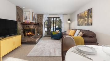 TV connectée, cheminée