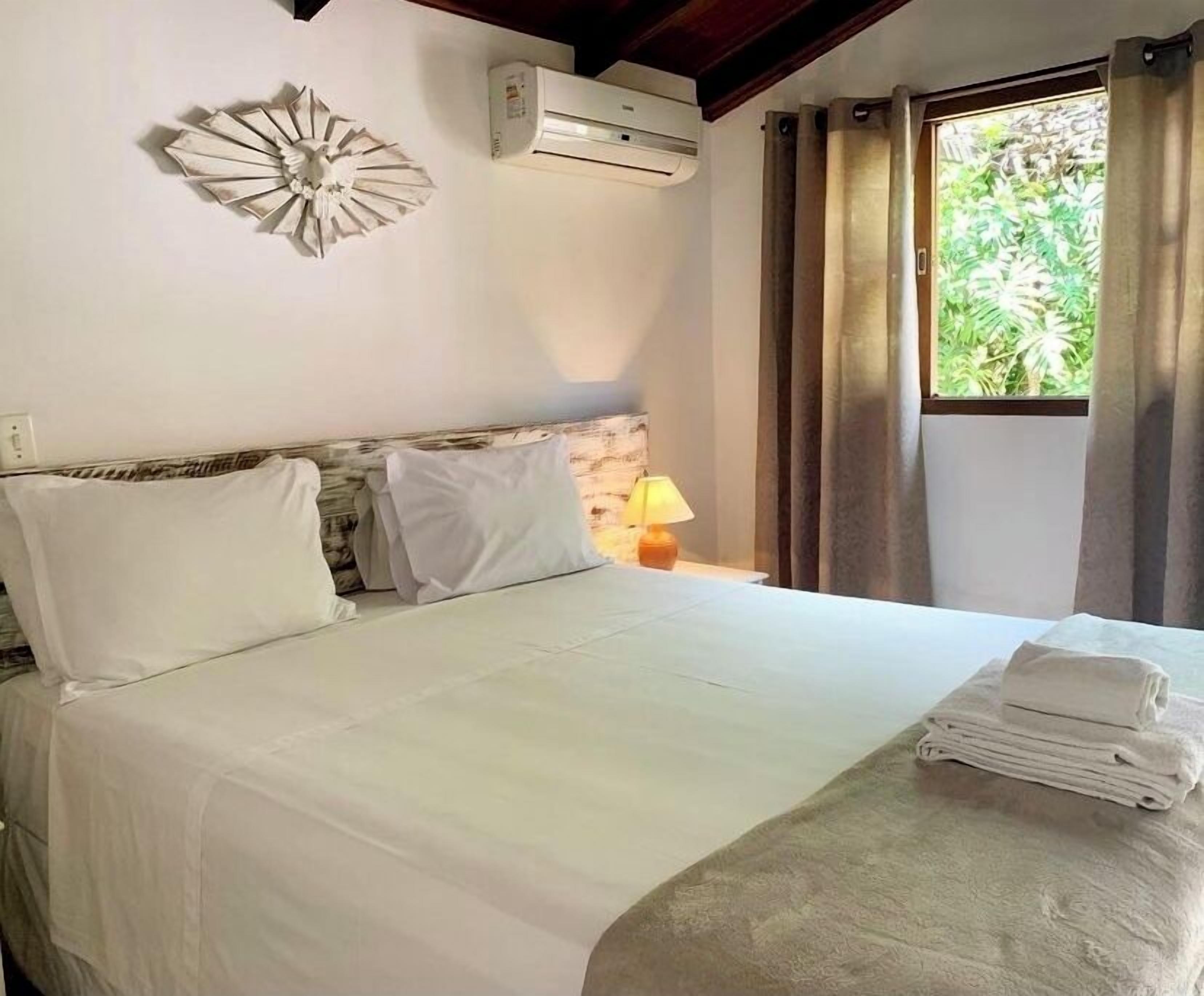 Suite estándar, vista al jardín | Wifi gratis 