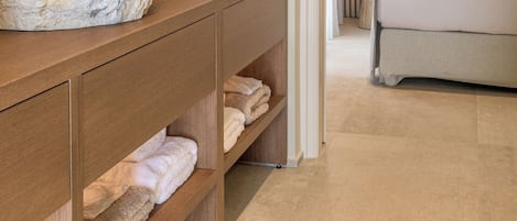 Junior Suite, City View