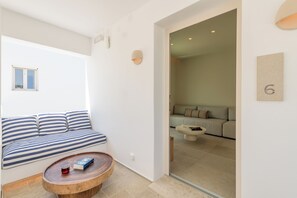 Suite junior, vistas a la ciudad | Terraza o patio