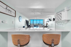 Interior - 🐬STUNNING Views🌴Gated Community/Tons of Amenities🌞Mansions By The Sea 905B (Treasure Island)
