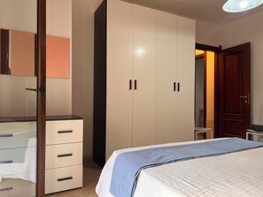 Iron/ironing board, WiFi, bed sheets - Dalia House - Key to Villas (Valledoria)