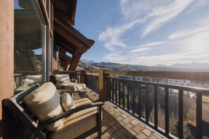 Property grounds - See Forever Penthouse by InvitedHome | Walk to Hike and Festivals, Views, Firepl (Mountain Village)