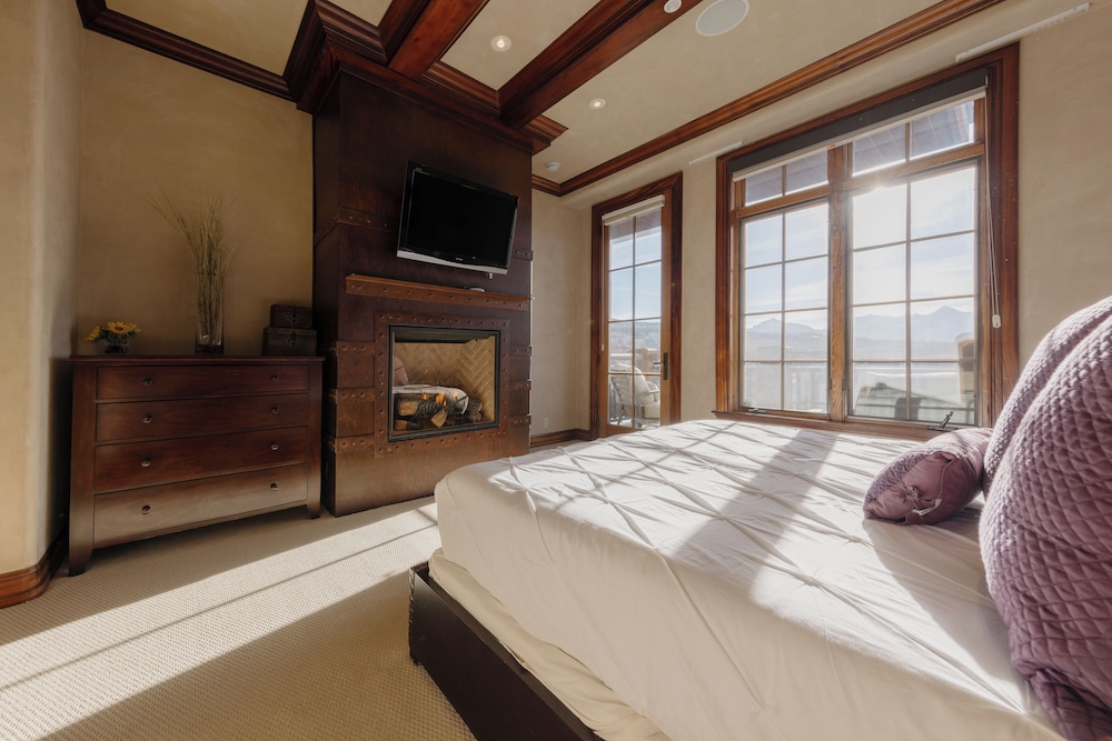 See Forever Penthouse by InvitedHome | Ski Valet, Walk to Ski, Views ... - Luxury Ski Resort Penthouse Rentals With Private Ski Storage And Valet