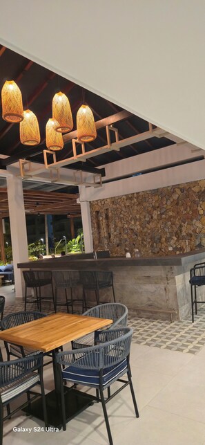 Bar (on property) - Beautiful apartment in Cartagena de Indias,  kristal lagoon view, fully equipped (Cartagena de Indias)