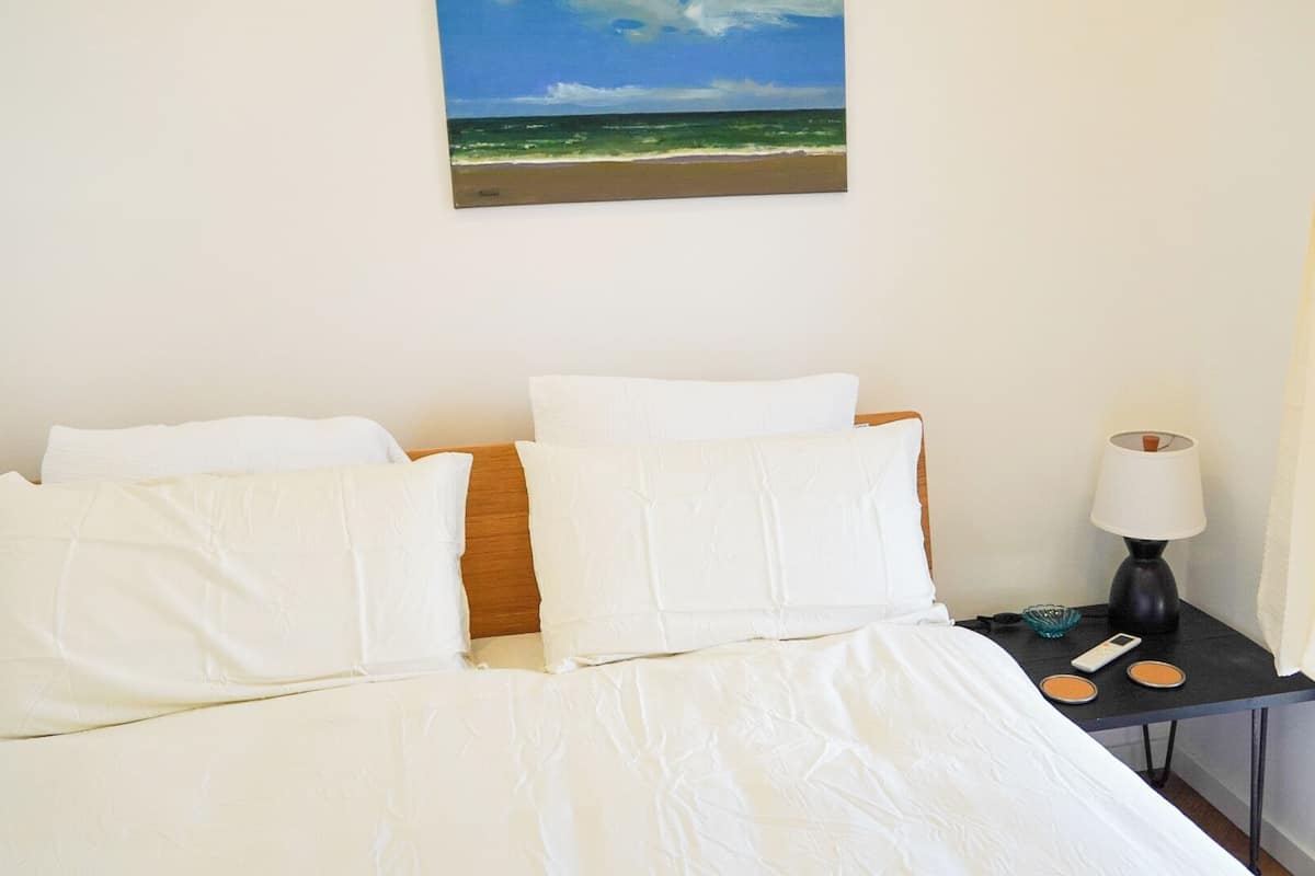 Luxury Apartment, 2 Bedrooms, Courtyard View