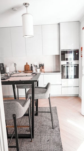 Superior Apartment, 1 Bedroom, Pets allowed, Courtyard View | Living area - Kalumi Aparthotels (Odemira)