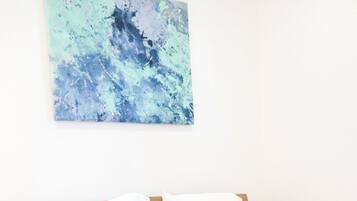 Deluxe Apartment, 1 Bedroom, Pets allowed, Courtyard View | Living area | 50-inch Smart TV with cable channels