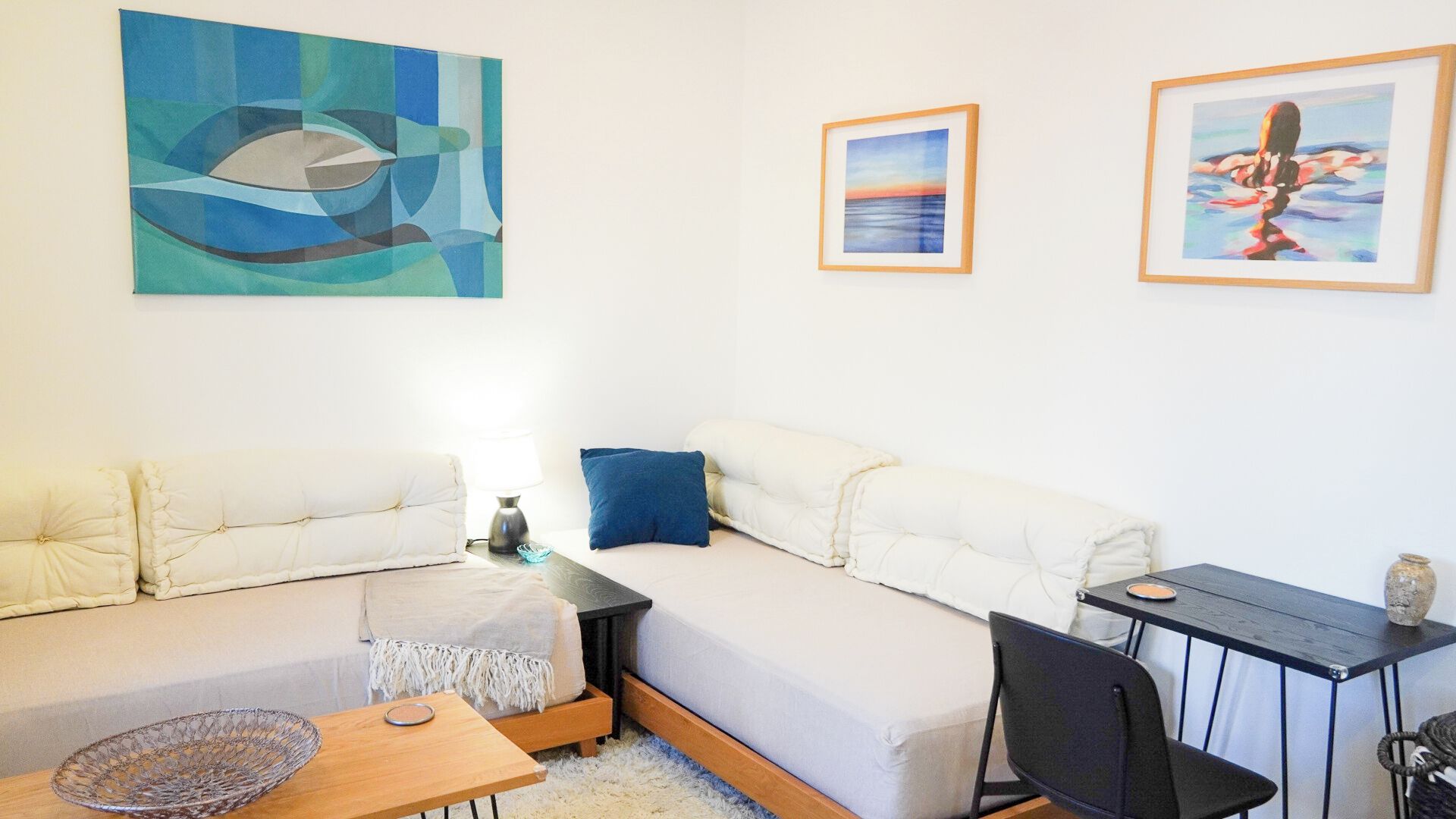 Luxury-Apartment, 2 Schlafzimmer, Blick auf den Innenhof | Wohnbereich