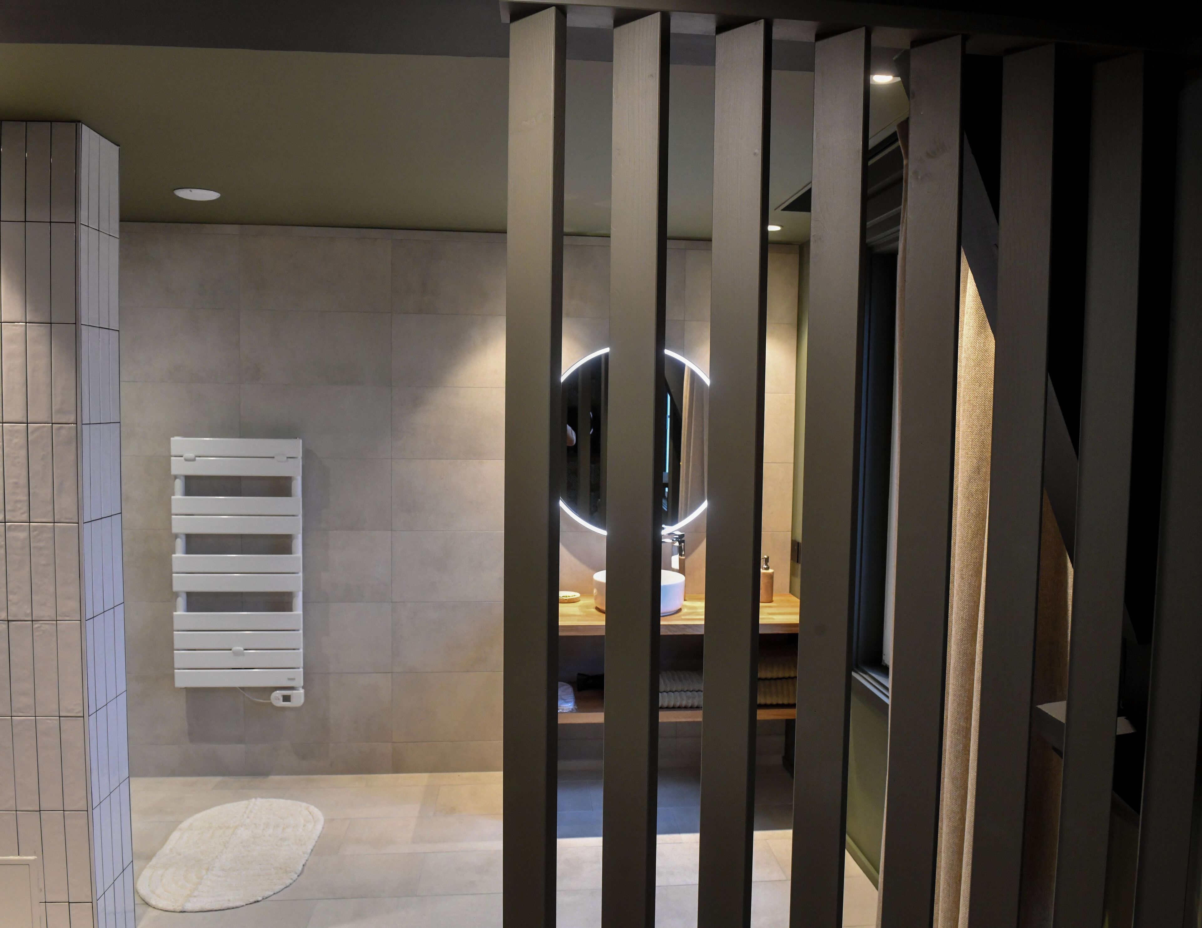 Phòng Suite Deluxe | Két bảo mật tại phòng, màn/rèm cản sáng, phòng cách âm 