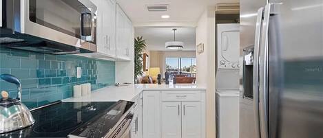 微波炉、烤箱、炉灶、洗碗机