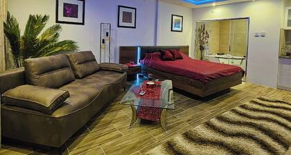 Luxury Apartment with Jacuzzi & Pool – Heaven Niš