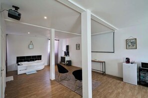 Interior - Le grand duplex, balnéo, 10 minutes de la gare (Tourcoing)