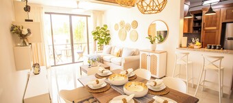 Tropical Getaway with pool & steps to the beach