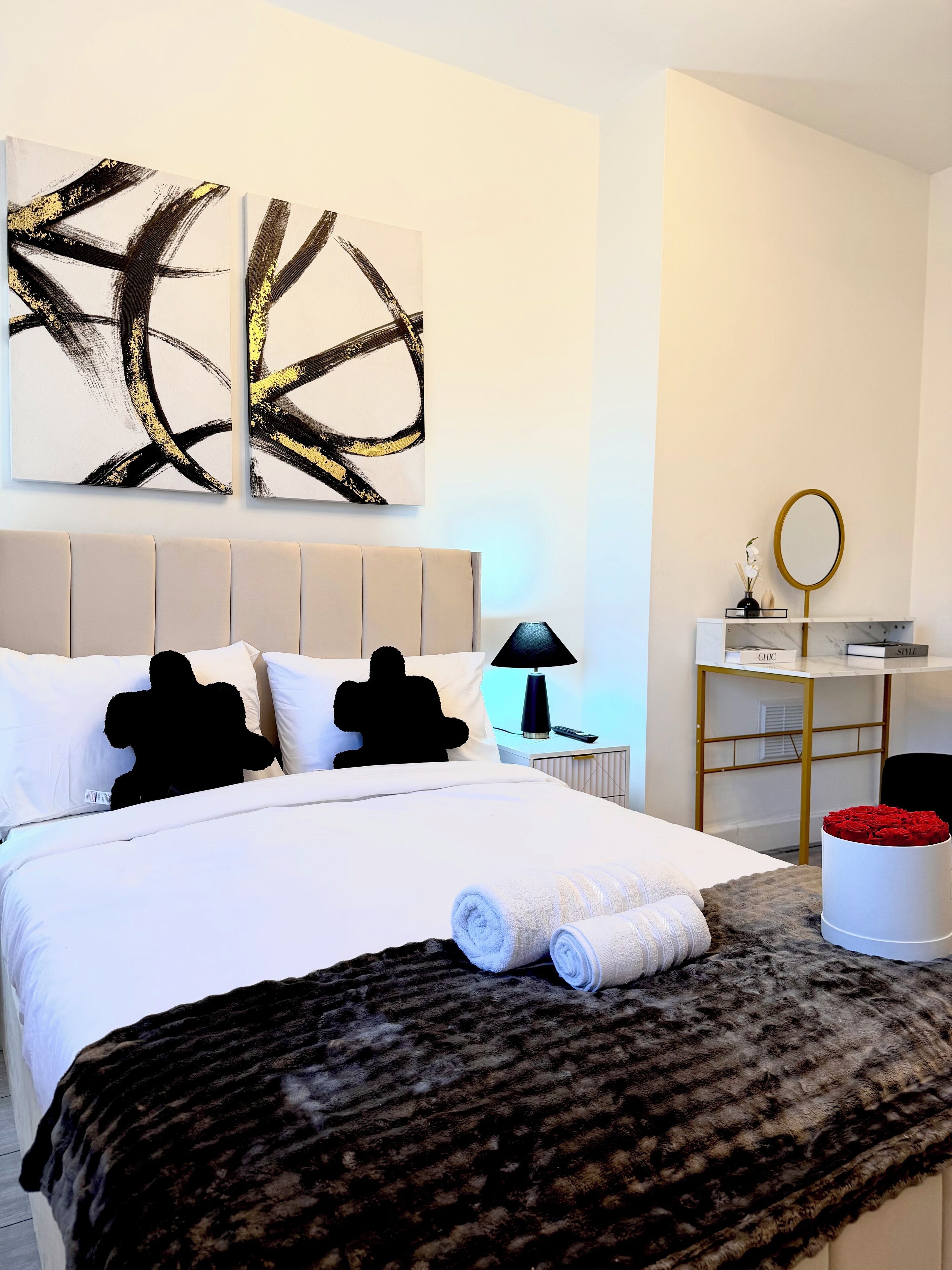 Ferros/tábuas de passar roupa, Wi-Fi, roupa de cama