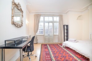 2 Schlafzimmer, Bügeleisen/Bügelbrett, Internetzugang, Bettwäsche