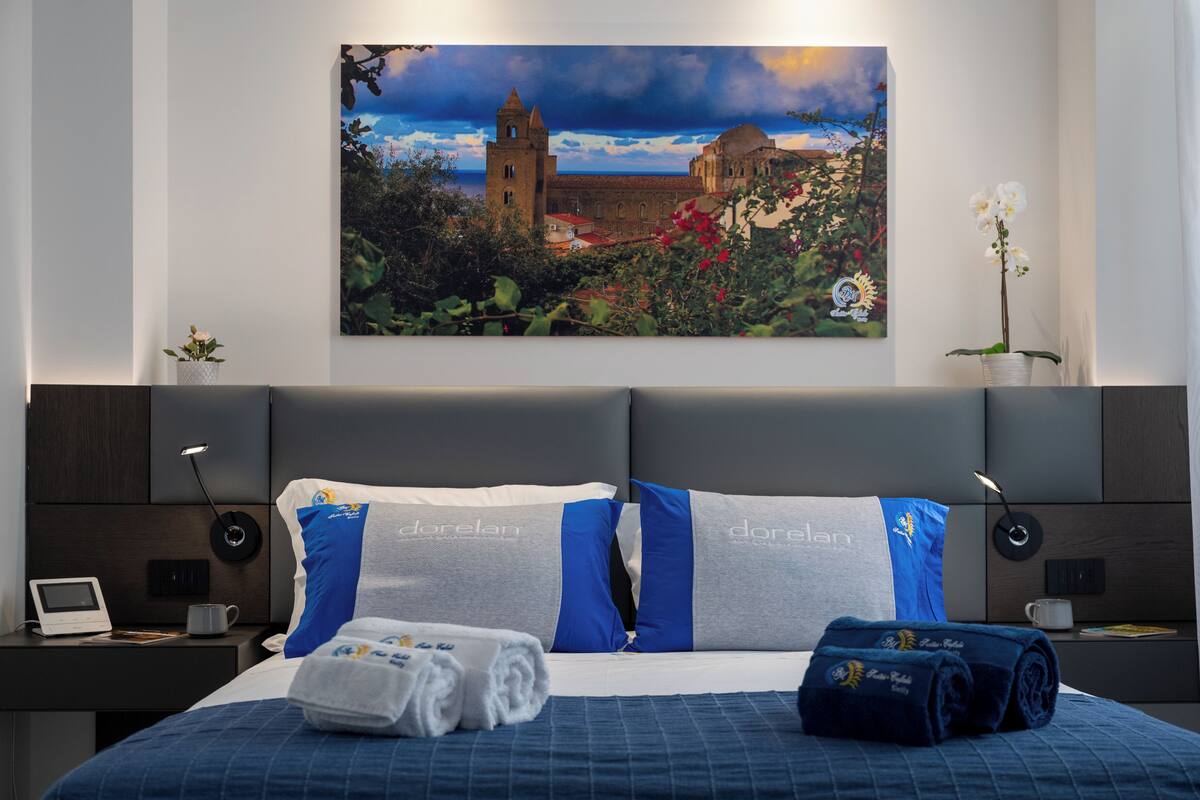 Superior-Zimmer, Balkon, Blick auf den Innenhof | Zimmersafe, Verdunkelungsvorhänge, schallisolierte Zimmer