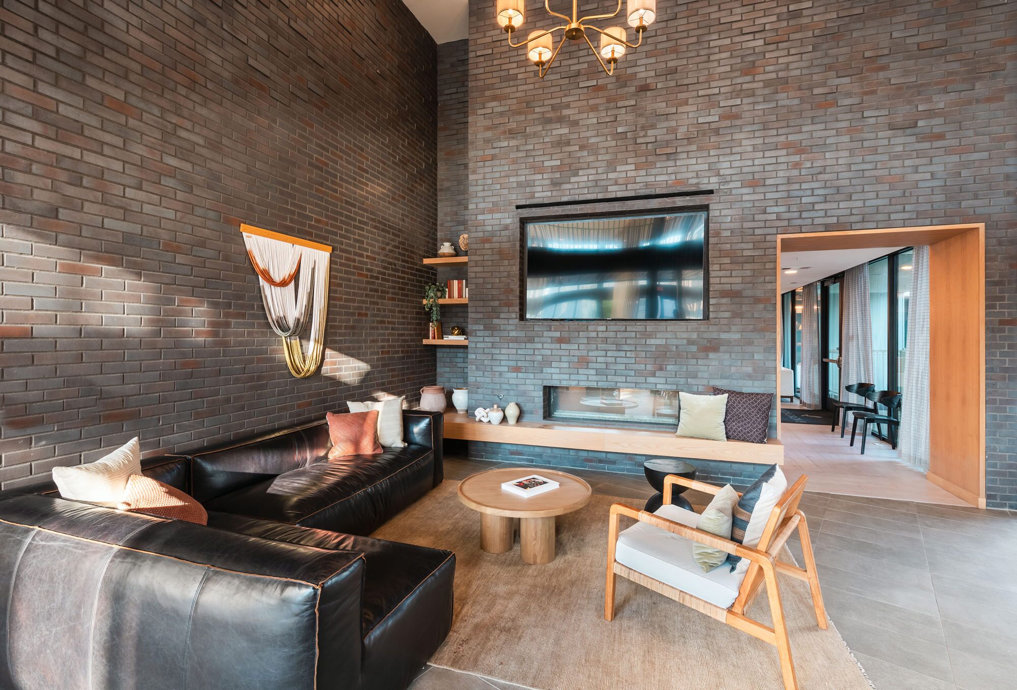 TV connectée, table de tennis de table