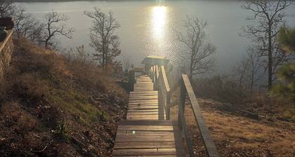 Cozy Cabin feel & picturesque views of Grand Lake!