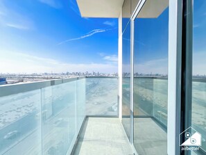 Interior - Modern 2BR Haven in Golf Gate Pool & Gym Access (Dubai)