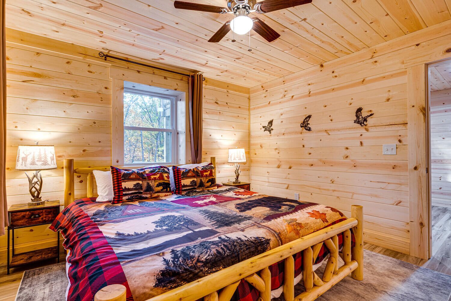 WiFi, bed sheets