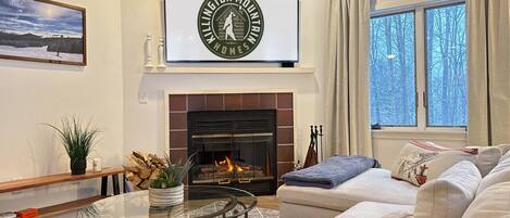 Televisor i llar de foc