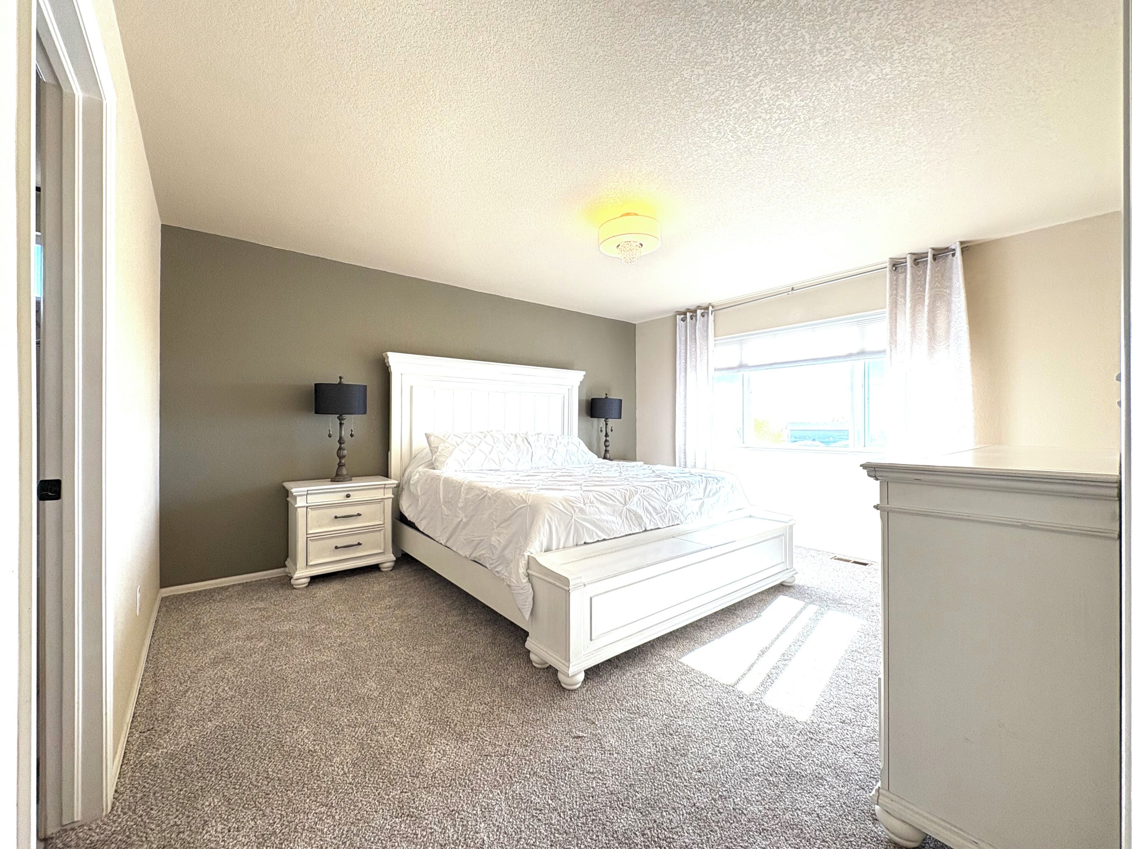 Strykejern/-brett, wi-fi og sengetøy