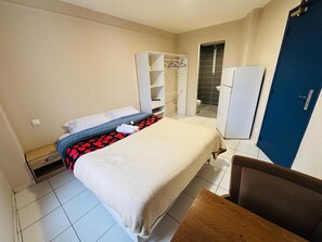 Wifi gratis y ropa de cama 